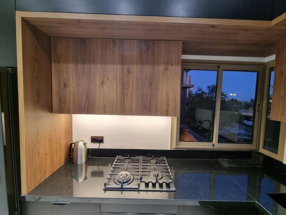 Appartement Central, Vue Piscine-golf, Et Montagne De L'atlas
