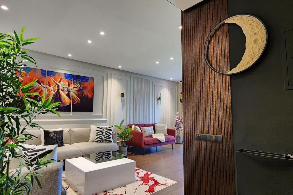 Appartement Central, Vue Piscine-golf, Et Montagne De L'atlas